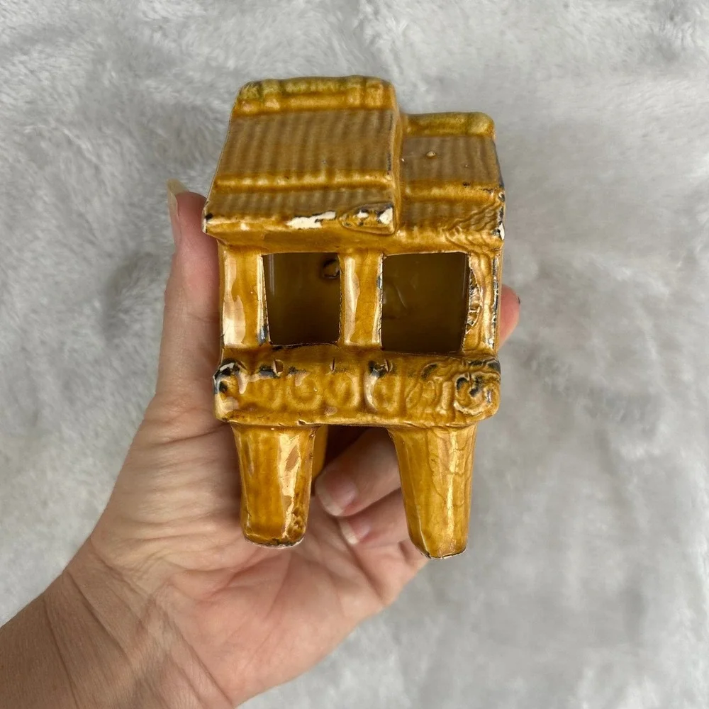 Vintage tiki‎ castle aquarium decor Miniature Pagoda House Ceramic Mid century